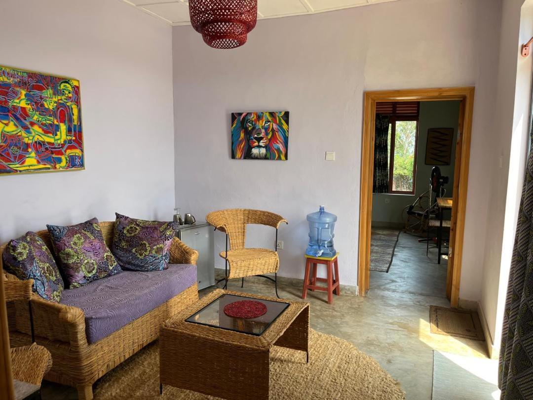 Amazi Land Home And Farm Stay Kibuye Exterior photo