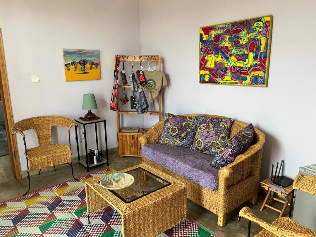 Amazi Land Home And Farm Stay Kibuye Exterior photo